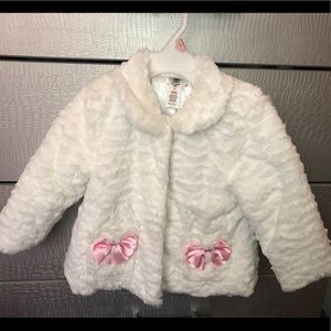 Gorgeous White Faux Fur Long Sleeve Coat Pink Bows